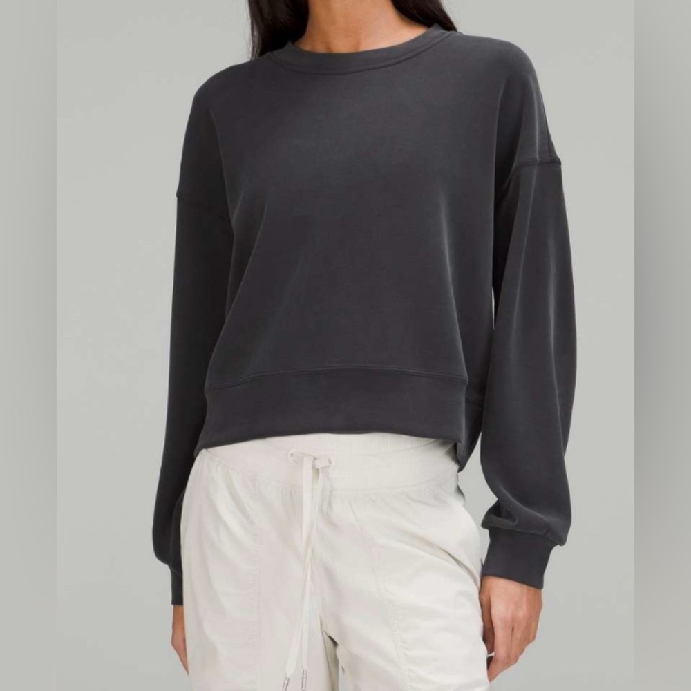 NWOT New Lululemon Softstreme Perfectly Oversized Cropped Crew